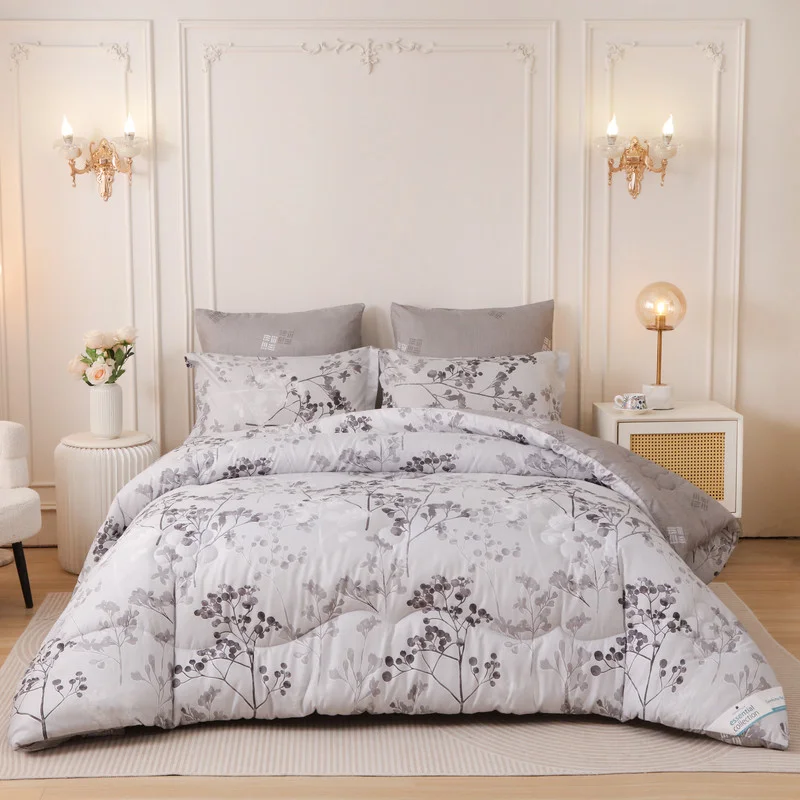Donetella Printed Duvet Set, Queen Size Fits 180x200 cm - 4-Pcs Bed Set, Brushed Microfiber Fabric - 1 Duvet Cover, 1 Fitted Sheet, 1 Pillow Shams, 1 Pillowcases (Filler Not Included)